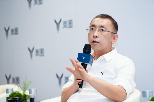 股票配资平台网址 以用户为锚，“听劝”的岚图一路狂飙